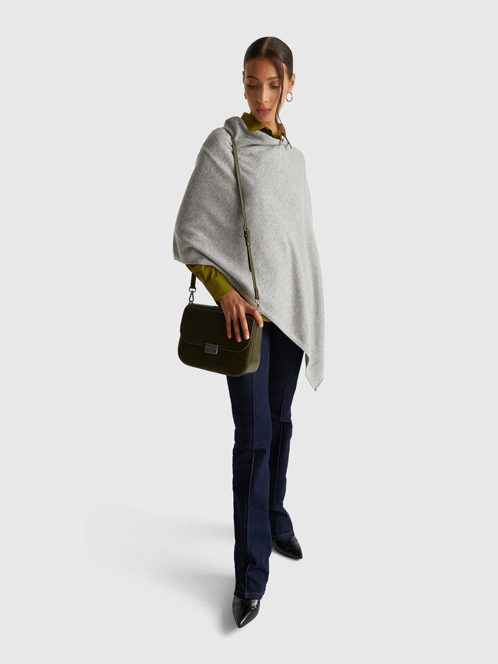 CAPE Women image number 3